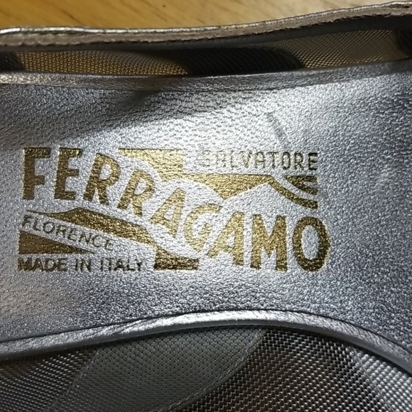 Salvatore Ferragamo Silver Mesh Flats Authentic - Picture 12 of 16